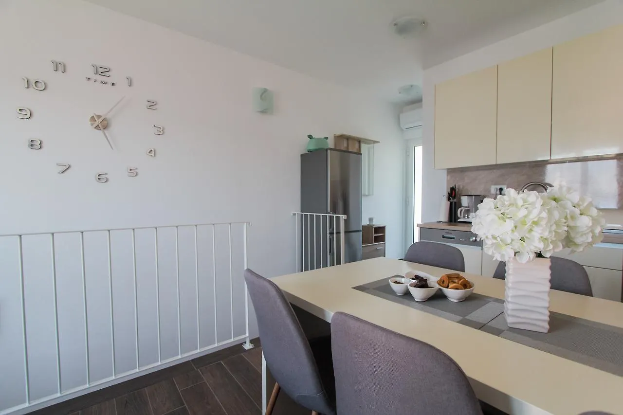 Apartment Iva Trogir